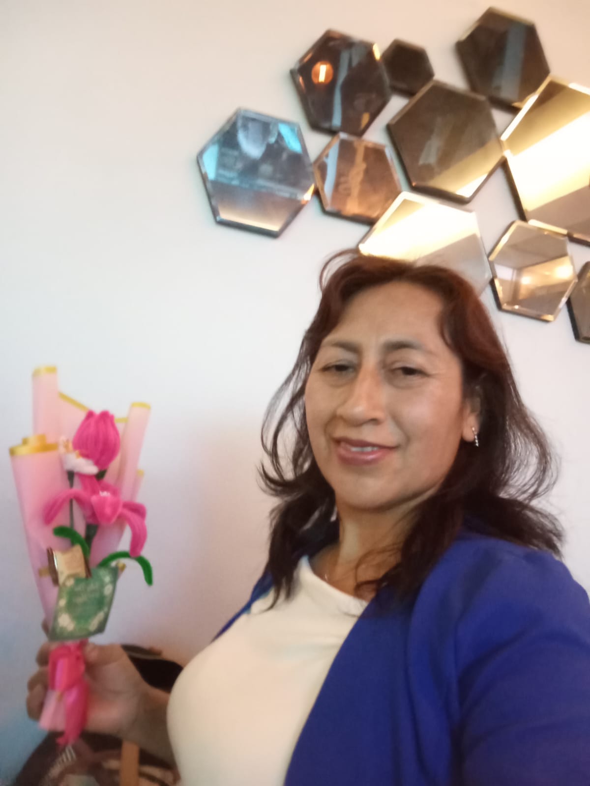 Emelida Sarango - no vendo solo bisutería - bisutería artesanal peruana